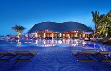 Beautiful 4 Days 3 Nights Male Vacation Package