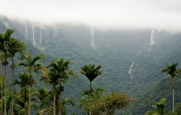 Pleasurable 7 Days 6 Nights Cherrapunjee Tour Package
