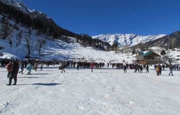 Heart-warming 4 Days 3 Nights Manali with Rohtang Pass Vacation Package