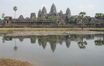 Amazing 9 Days 8 Nights Siem Reap, Ho Chi Minh City and Hanoi Vacation Package
