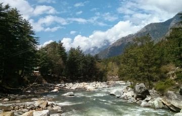 Magical 4 Days 3 Nights Manali, Rohtang Pass with Manikaran Trip Package