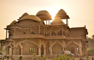 Pleasurable 3 Days 2 Nights Bandhavgarh Holiday Package