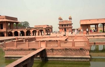 5 Days 4 Nights Delhi, Agra and Jaipur Tour Package