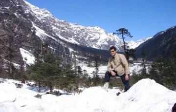 Memorable 7 Days 6 Nights Bagdogra, Yumthang, Lachung, Gangtok and Darjeeling Trip Package