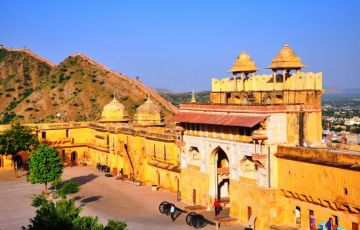 15 Days 14 Nights Delhi to Mandawa Tour Package