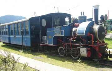 Ecstatic 4 Days 3 Nights Darjeeling and Mirik Excursion Vacation Package