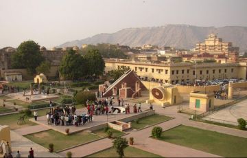 Ecstatic 15 Days 14 Nights Jaipur Vacation Package