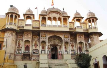 Family Getaway 16 Days 15 Nights Delhi, Samode, Jaipur, Nawalgarh, Mandawa, Bikaner, Jaisalmer, Jodhpur, Ghanerao, Ranakpur and Agra Vacation Package
