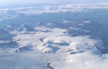 Pleasurable 5 Days 4 Nights Port Blair, Jolly Buoy, Red Skin Island, Andaman and Ross Island Vacation Package