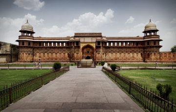 6 Days Delhi to Agra Tour Package