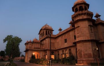 Family Getaway 8 Days 7 Nights Delhi, Agra, Jaipur with Smode Vacation Package