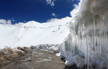 Ecstatic 7 Days 6 Nights Pangong Lake Trip Package