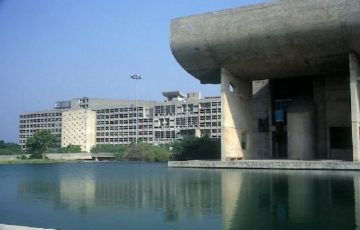 Family Getaway 5 Days 4 Nights Manali Vacation Package