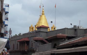 Heart-warming 2 Days 1 Night Shani Shingnapur Holiday Package