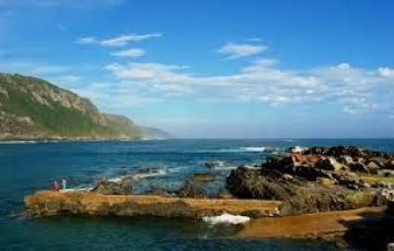 14 Days 13 Nights Bangalore, Mysore, Wayanad, Calicut, Cochin, Kumarakom, Munnar, Thekkady, Kovalam with Trivandrum Tour Package