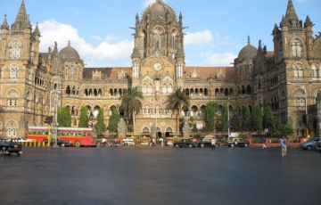 Bangalore, Mysore, Hassan, Hospet, Badami, Hubli and Goa Tour Package for 14 Days 13 Nights
