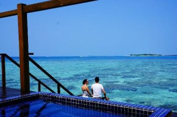 Ecstatic 7 Days 6 Nights Hulhumale with Adaaran Prestige Vadoo Tour Package