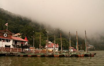 Ecstatic 4 Days 3 Nights Delhi, Nanital with Corbett Holiday Package