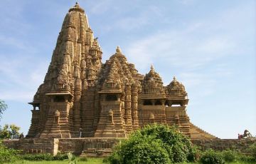 Family Getaway 4 Days 3 Nights Khajuraho Vacation Package