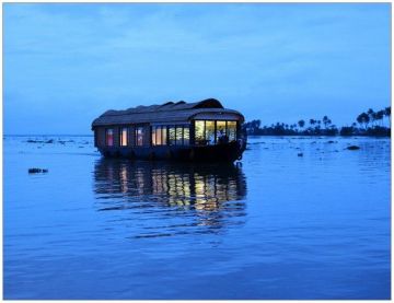 Amazing 4 Days 3 Nights Cochin, Kumarakom and Alleppey Vacation Package
