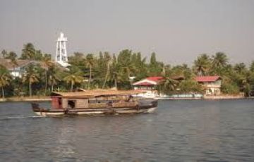 Heart-warming 2 Days 1 Night Kollam Trip Package