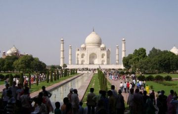 Pleasurable 2 Days 1 Night Agra and Taj Mahal Tour Package
