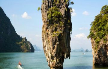 Beautiful 5 Days 4 Nights Bangkok with Pattaya Holiday Package