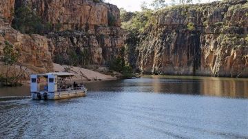 Family Getaway 11 Days 10 Nights Gold Coast, Sydney with Hamilton Island Trip Package