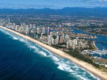 Best 11 Days 10 Nights Cairns, Gold Coast, Hamilton Island with Sydney Tour Package