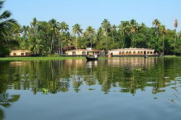 5 Days Cochin to Munnar Holiday Package
