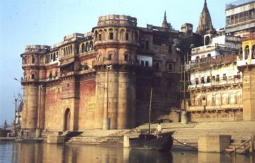Memorable 7 Days 6 Nights Allahabad, Ayodhya, Banaras and Hanuman Temple Tour Package