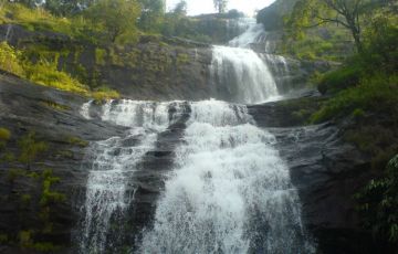 Beautiful 6 Days 5 Nights Cochin, Munnar, Periyar with Houseboat Tour Package
