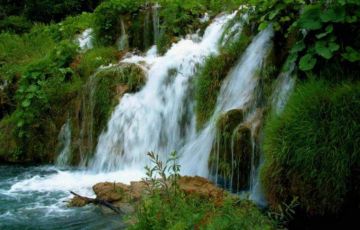Pleasurable 4 Days 3 Nights Guwahati, Shillong with Cherrapunji Tour Package