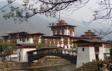 Amazing 7 Days 6 Nights Paro, Thimphu with Punakha Trip Package