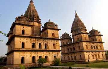 Amazing 5 Days 4 Nights Gwalior, Orchha, Khajuraho with Excursion to Panna National Park Tour Package
