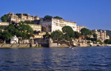 Heart-warming 8 Days 7 Nights Delhi, Chittaurgarh, Udaipur, Jaipur, Fatehpur Sikri and Sikandra Trip Package
