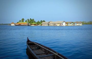 Heart-warming 8 Days 7 Nights Kochi, Munnar, Thekkady, Kovalam with Alleppey Trip Package