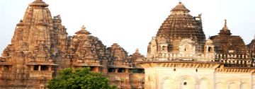 Memorable 10 Days 9 Nights Delhi, Jaipur, Agra, Jhansi, Khajuraho with Varanasi Holiday Package