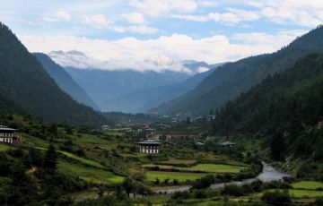 Best 16 Days 15 Nights Trashigang Holiday Package