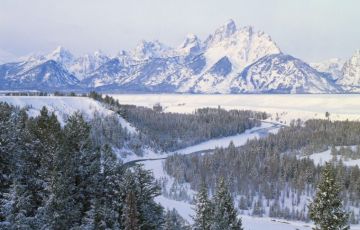 Beautiful 7 Days 6 Nights Shimla, Manali, Rohtang Pass, Agra and Delhi Vacation Package