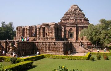 Family Getaway 5 Days 4 Nights Bhitarkanika Vacation Package