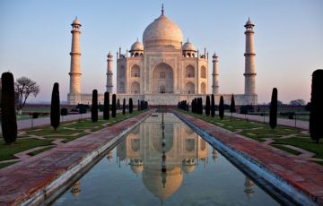 Amazing 11 Days 10 Nights Delhi, Agra, Fatehpur Sikhri, Varanasi, Bodhgaya, Patna, Vaishali, Lumbini with Sravasti Trip Package