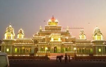 Ecstatic 15 Days 14 Nights Delhi Trip Package