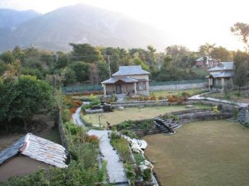 Heart-warming 2 Days 1 Night Dharmshala Tour Package