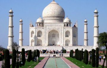 Experience 10 Days 9 Nights Agra Holiday Package
