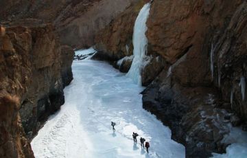 Pleasurable 9 Days 8 Nights Leh, Chilling, Tilat Sumdo, Tsomo Paldar, Dibb, Nyerak Pullu with Shingra Trip Package