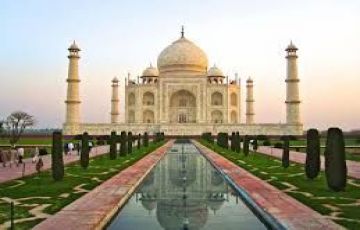 Heart-warming 7 Days 6 Nights New Delhi, Agra and Jaipur Holiday Package