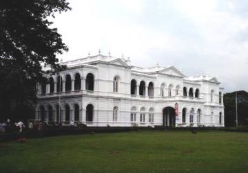 Beautiful 4 Days 3 Nights Colombo Vacation Package