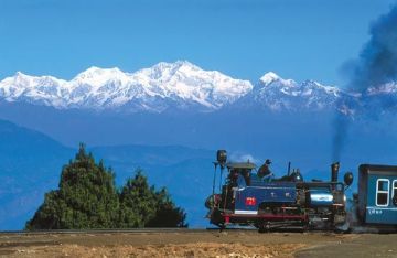 Heart-warming 5 Days 4 Nights Darjeeling, Gangtok with Bagdogra Vacation Package