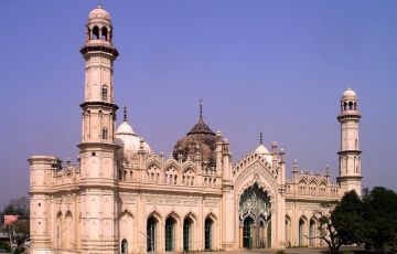 Experience Agra Tour Package for 15 Days 14 Nights